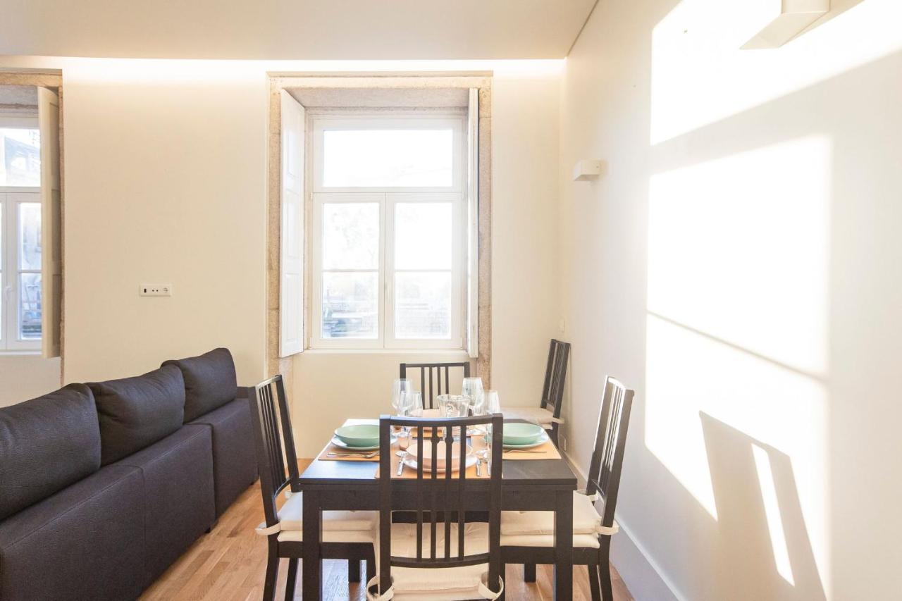 Modern 2Br Duplex Downtown By Art District By Lovelystay Porto Bagian luar foto